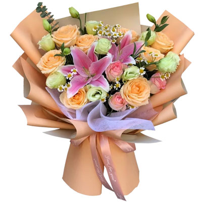 来宾11朵玫瑰桔梗百合，陪你每个季节